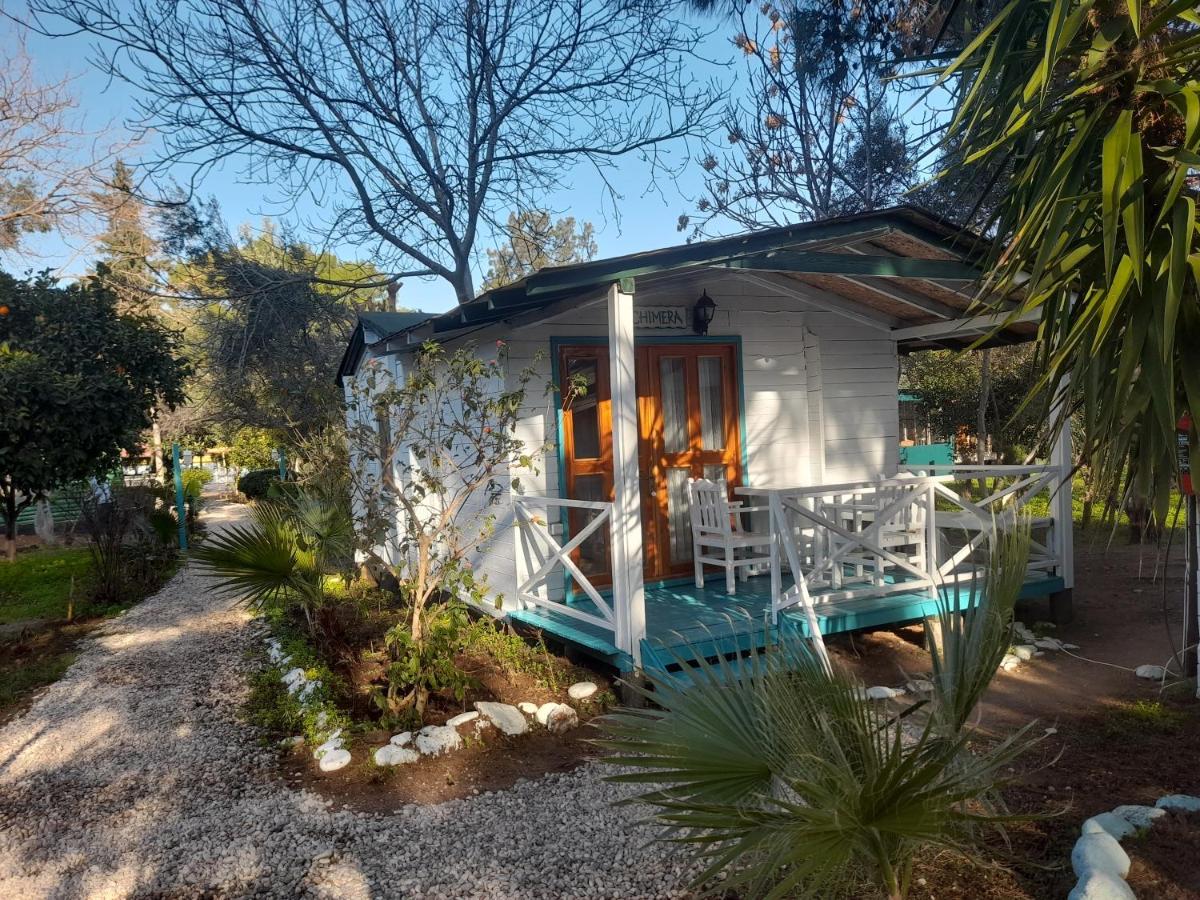 Bellerofon Beach Otel Чирали Екстериор снимка
