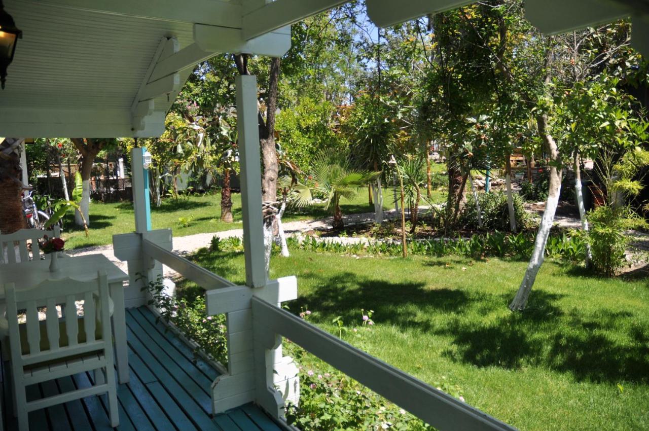 Bellerofon Beach Otel Чирали Екстериор снимка
