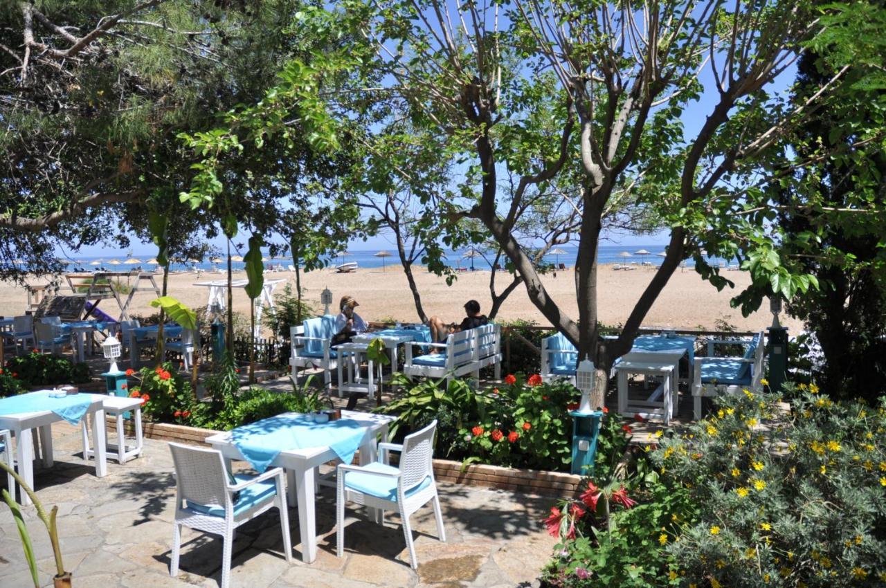 Bellerofon Beach Otel Чирали Екстериор снимка