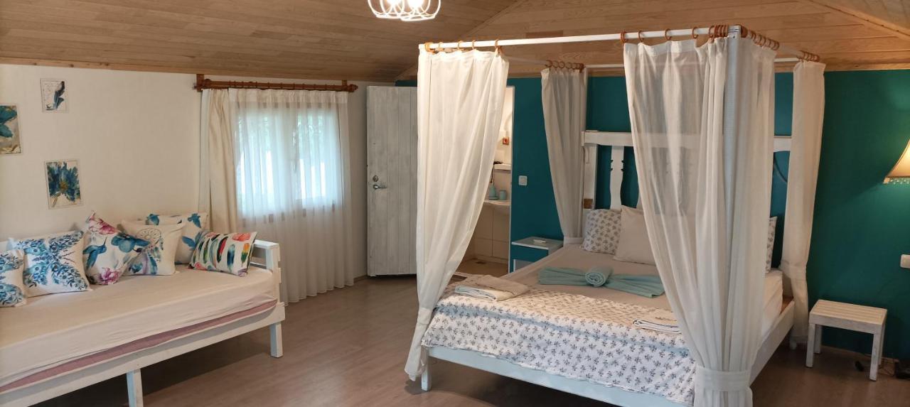 Bellerofon Beach Otel Чирали Екстериор снимка