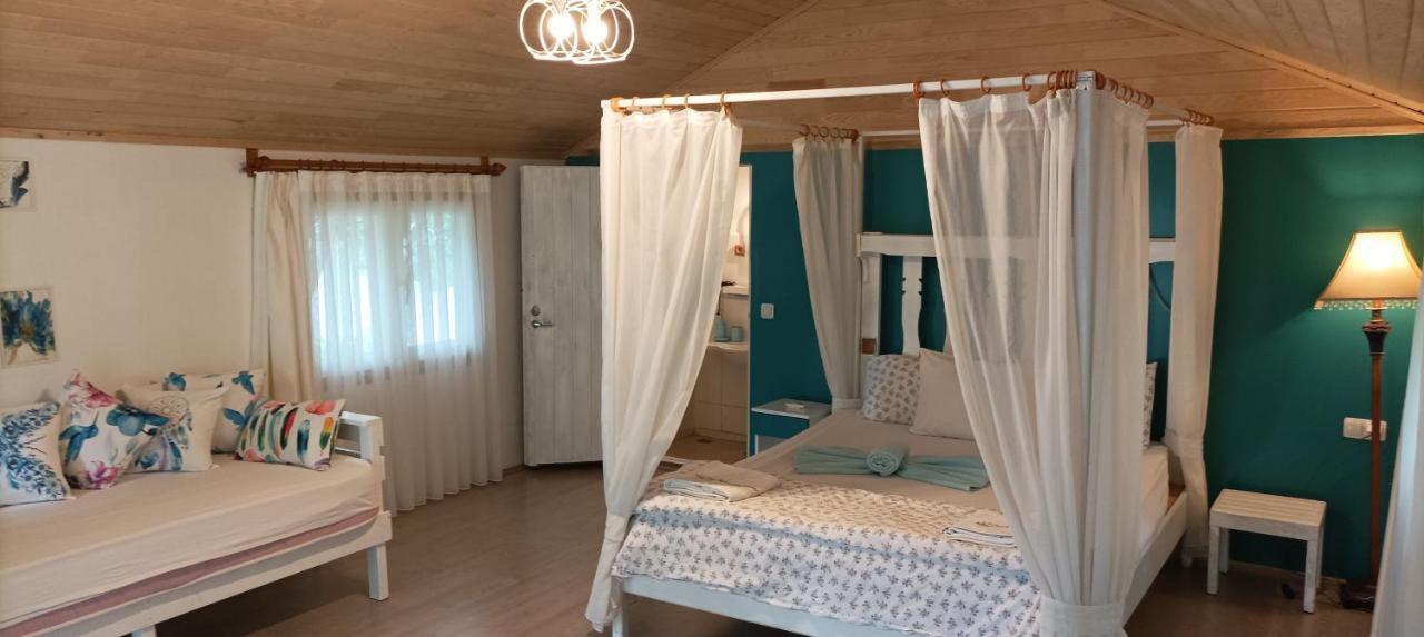 Bellerofon Beach Otel Чирали Екстериор снимка